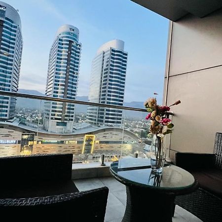 Sky Heights Luxury Apart Facing Centaurus Apartment Islamabad Exterior photo
