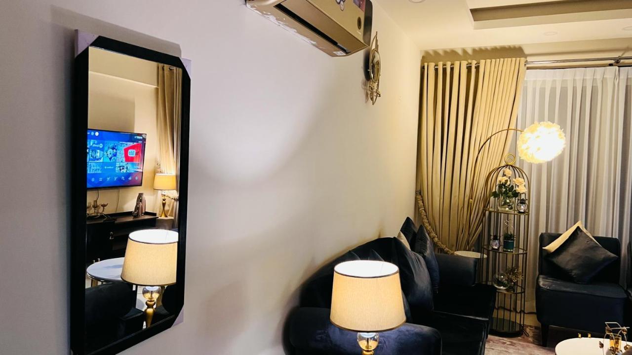 Sky Heights Luxury Apart Facing Centaurus Apartment Islamabad Exterior photo