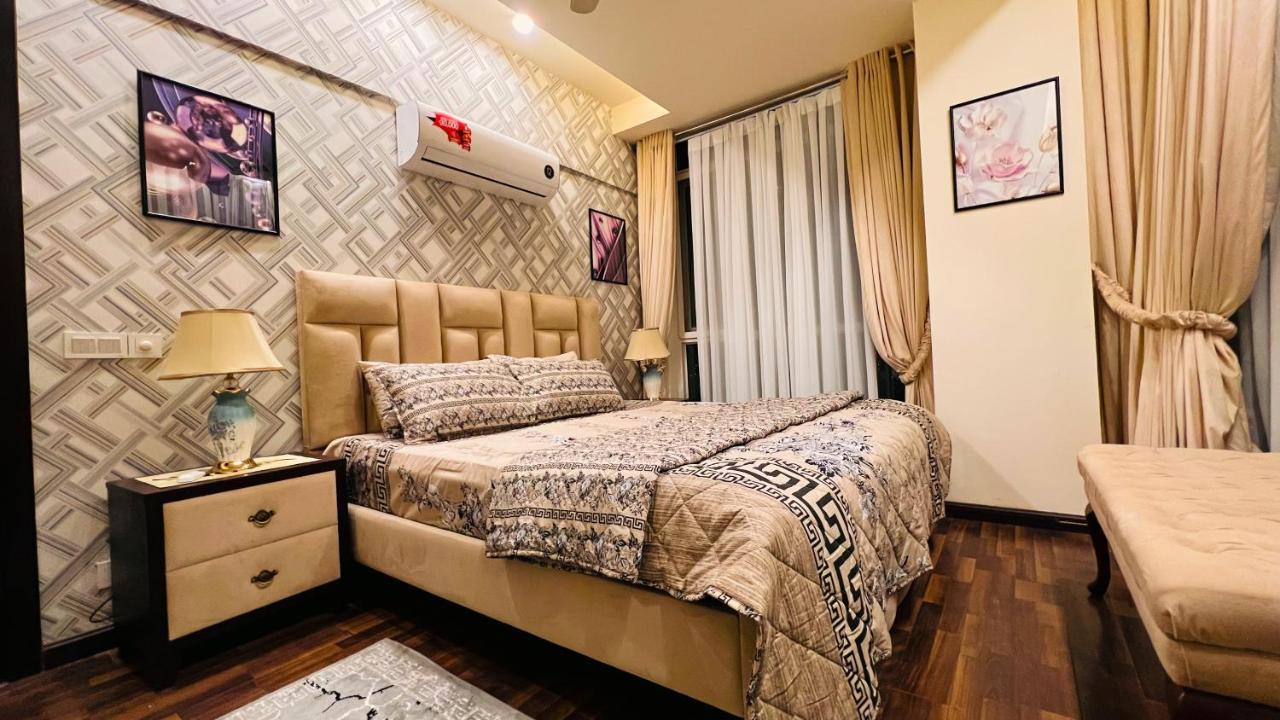 Sky Heights Luxury Apart Facing Centaurus Apartment Islamabad Exterior photo