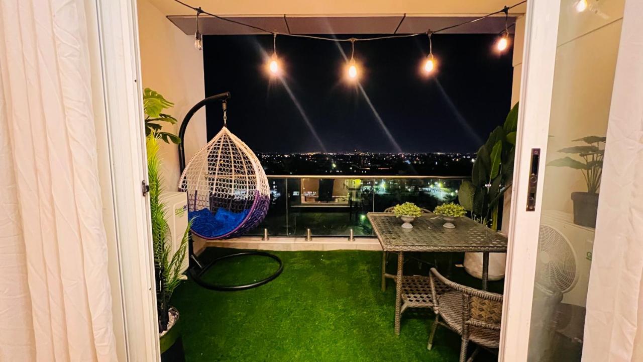 Sky Heights Luxury Apart Facing Centaurus Apartment Islamabad Exterior photo